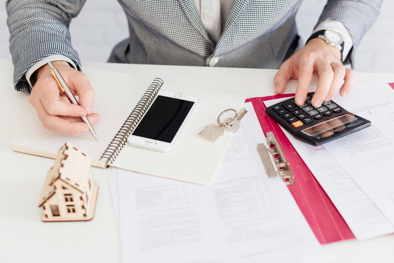 What are the inheritance and estate taxes in Rhode Island?